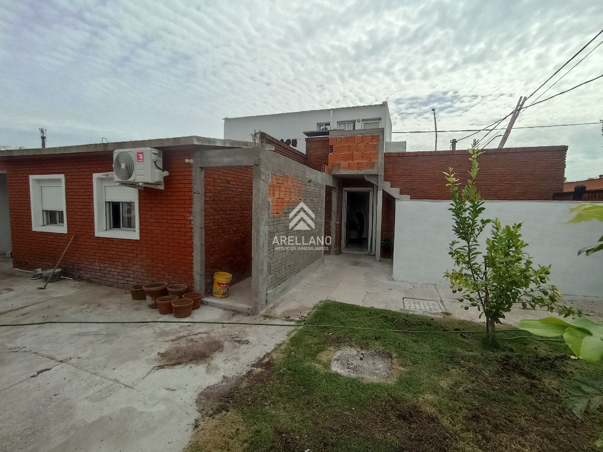 Casa ID.4912 - SE VENDE TRES PROPIEDADES EN UN MISMO PADRON CENTRO MALDONADO