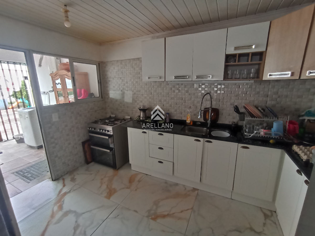 Casa ID.4912 - SE VENDE TRES PROPIEDADES EN UN MISMO PADRON CENTRO MALDONADO
