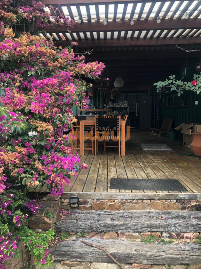 Casa ID.2481 - SE  ALQUILO CASA CONTENEDOR CHACRAS DEL PINAR