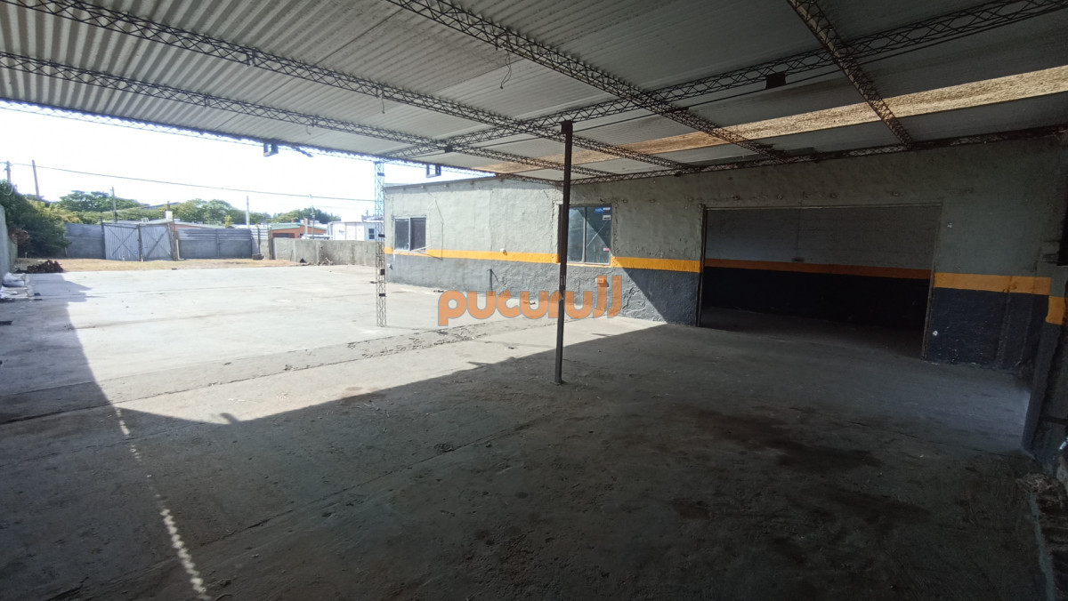 Terreno ID.2719 - SE VENDE TERRENO CON MEJORAS 