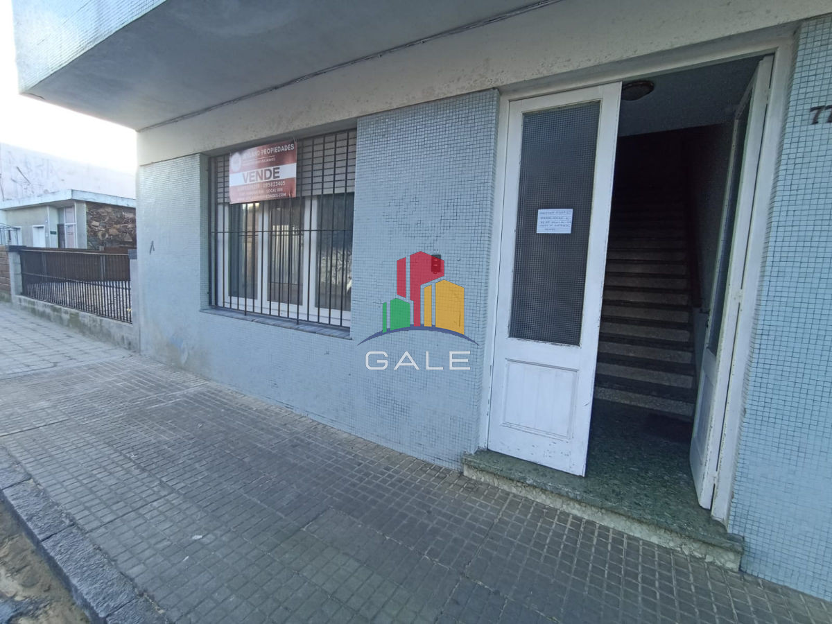 Apartamento ID.4512 - SE VENDE APARTAMERTO 1 DORM AMPLIO CENTRO DE MALDONADO