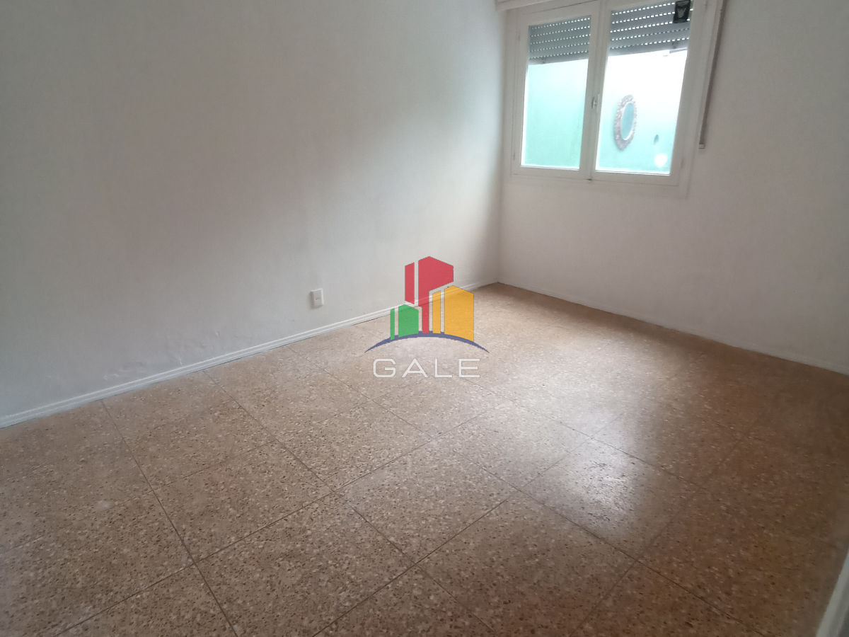 Apartamento ID.4512 - SE VENDE APARTAMERTO 1 DORM AMPLIO CENTRO DE MALDONADO