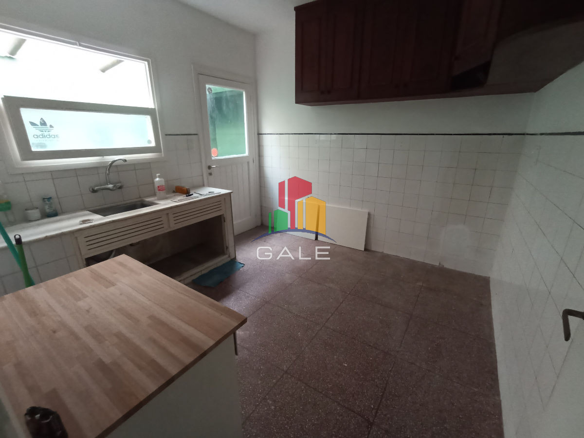 Apartamento ID.4512 - SE VENDE APARTAMERTO 1 DORM AMPLIO CENTRO DE MALDONADO