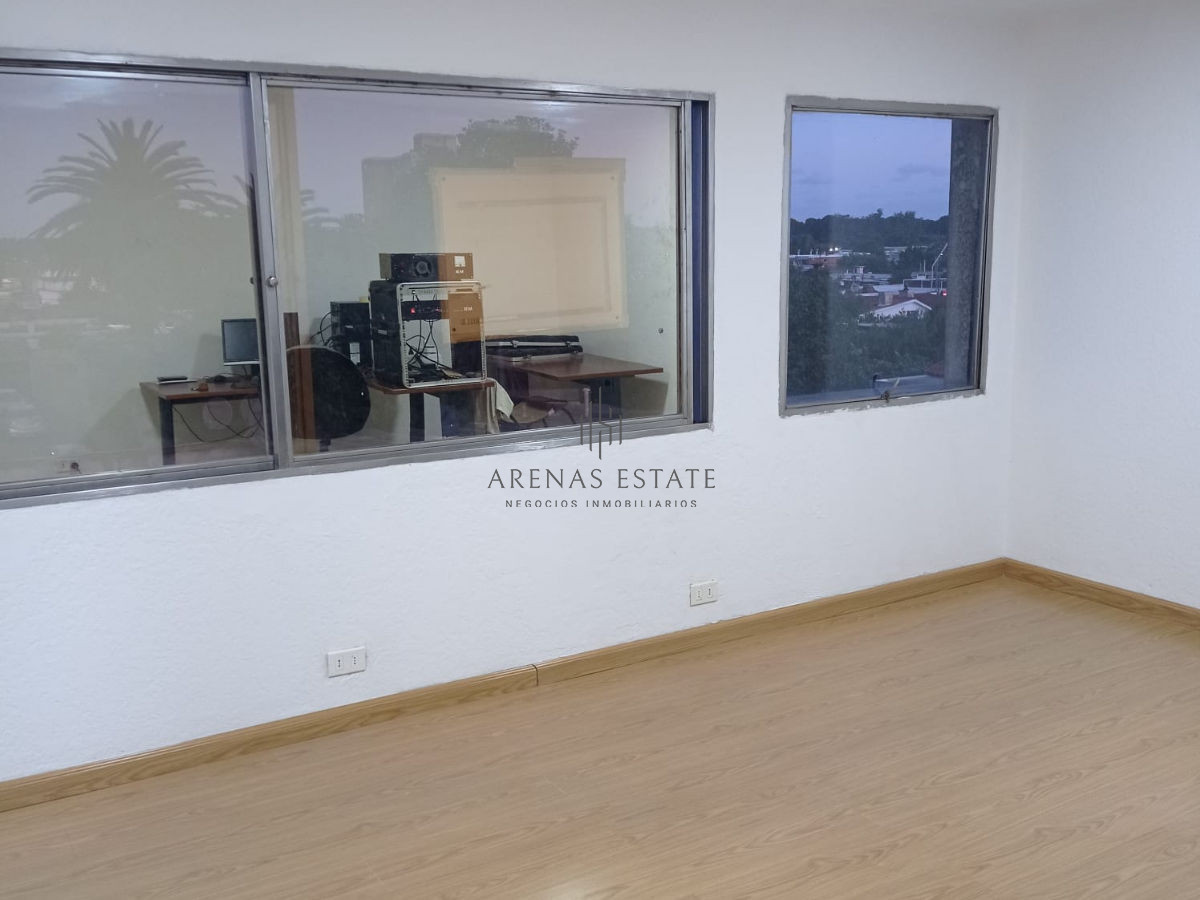 Apartamento ID.3770 - SE VENDE MONOAMBIENTE CENTRO MALDONADO EXCELENTE UBICACION