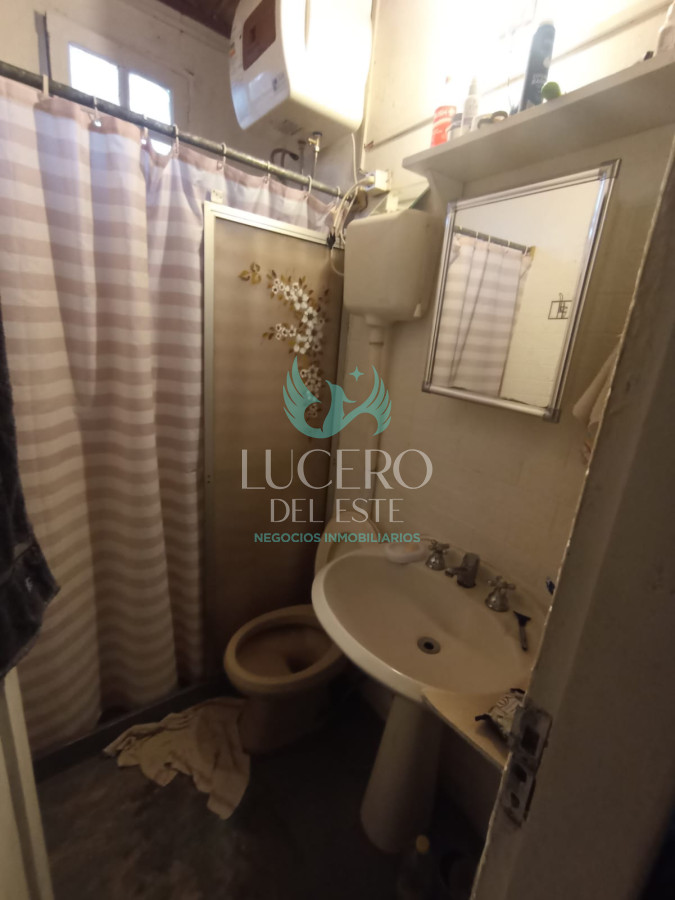 Casa ID.1761 - SE VENDE CASA EN LA BARRA EL TESORO O PERMUTA POR CASA EN SAN CARLOS 