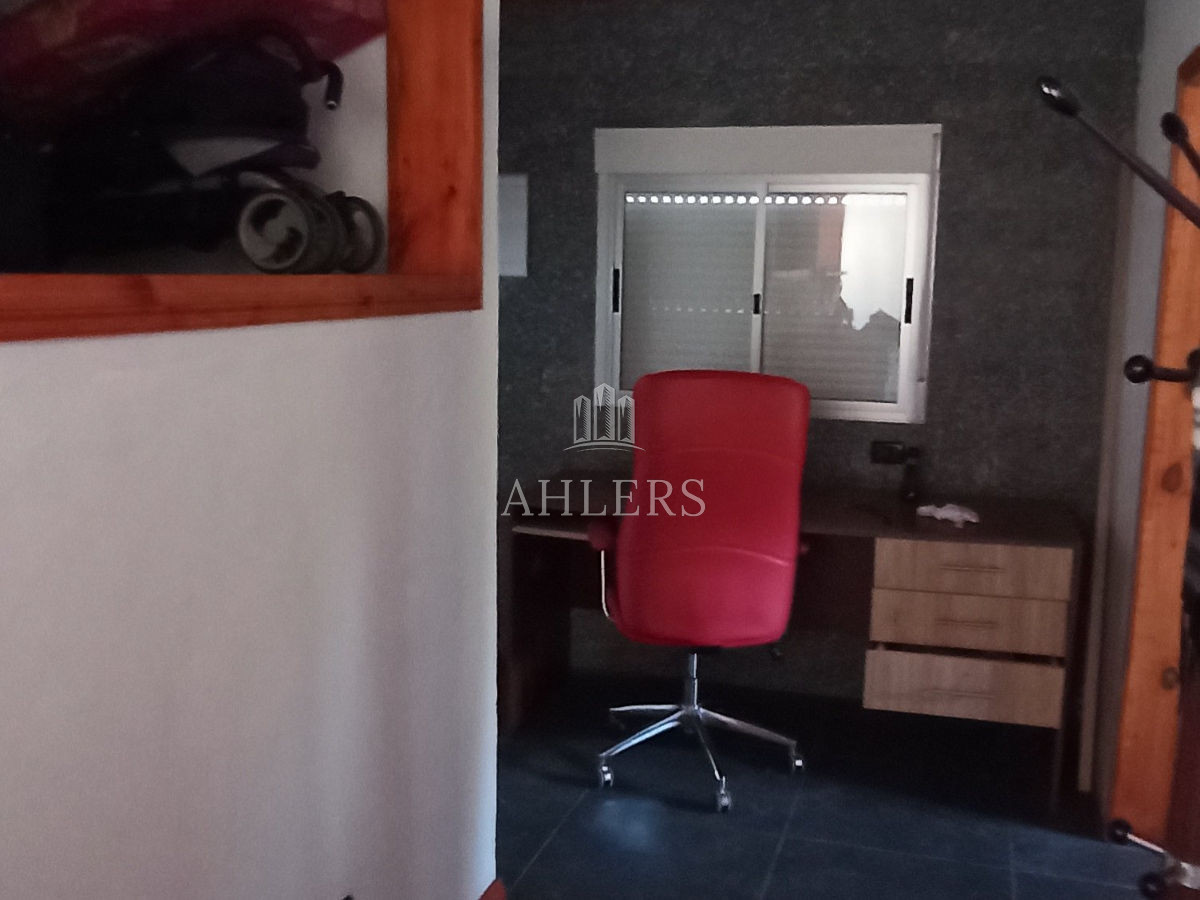 Casa ID.347 - SE VENDE CASA AMPLIA CON OFICINA AL FRENTE CENTRO DE MALDONADO