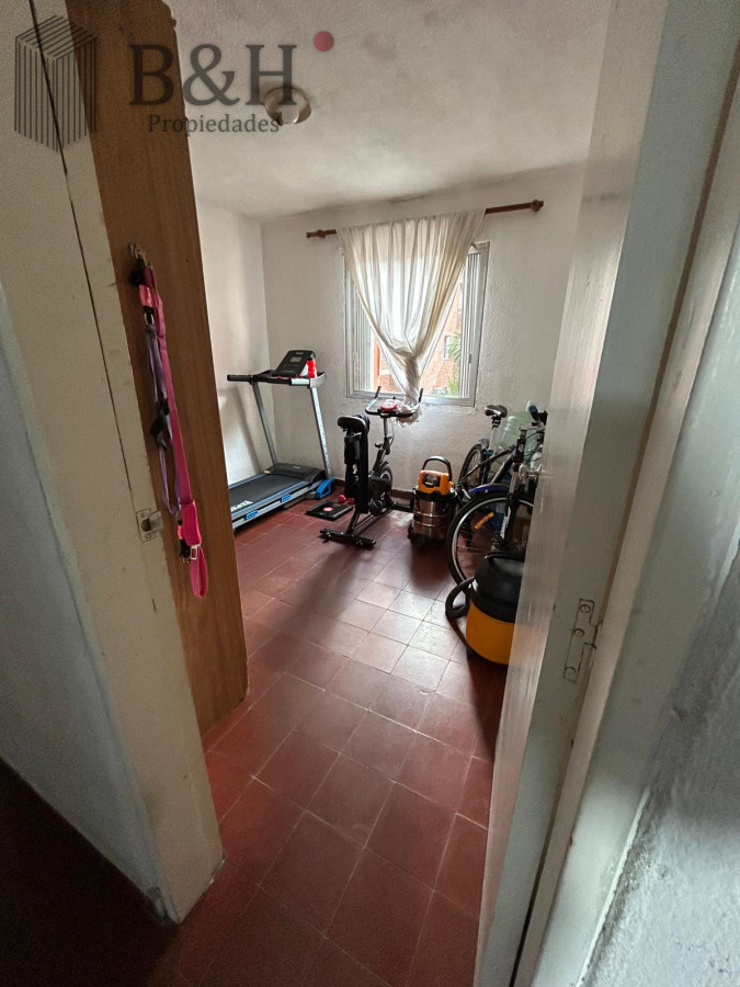 Apartamento ID.5249 - SE VENDE APARTAMENTO 3 DORM PRIMER PISO EN COMPLEJO B25 CENTRO