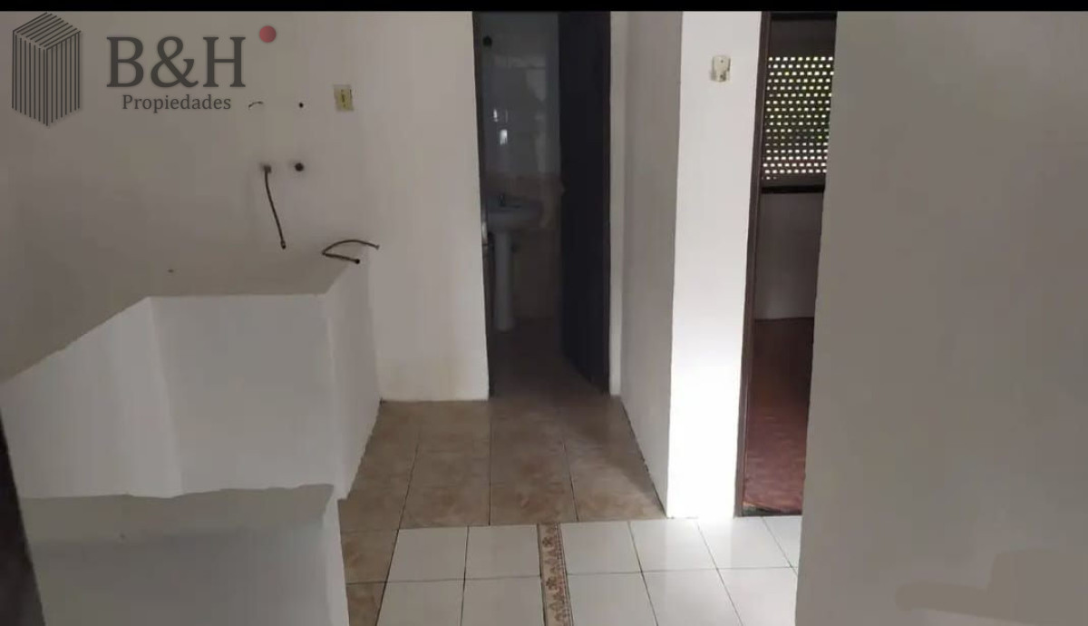 Apartamento ID.5250 - SE VENDE VIVIENDA  DUPLEX 3 DORMITORIOS EN SAN CARLOS 