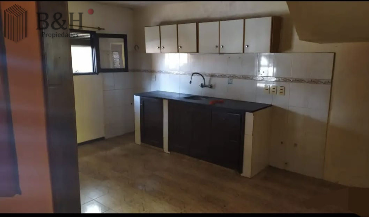 Apartamento ID.5250 - SE VENDE VIVIENDA  DUPLEX 3 DORMITORIOS EN SAN CARLOS 