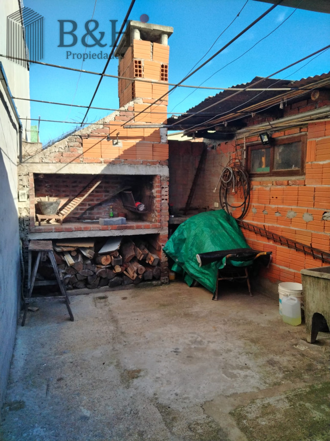 Casa ID.5308 - SE VENDE CASA DE 1 DORMITORIO