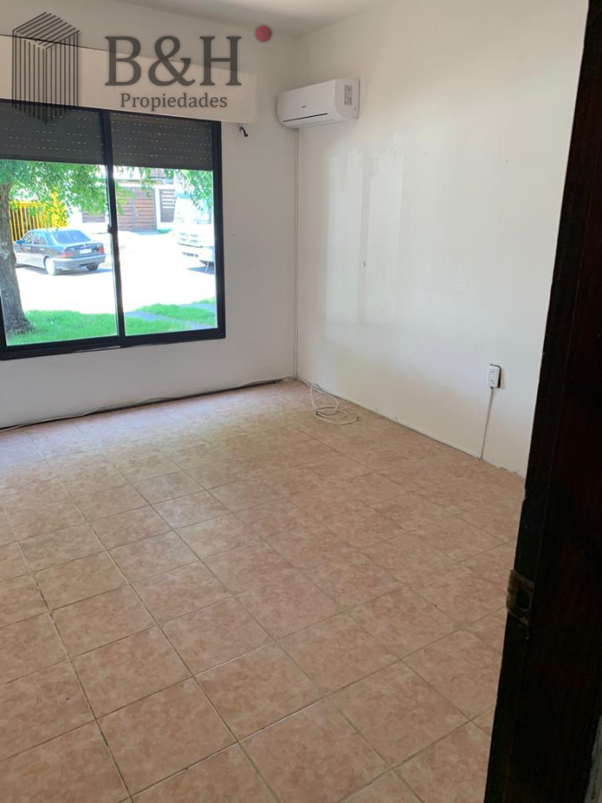Casa ID.5307 - SE VENDEN 3 PROPIEDADES INDEPENDIENTES MALDONADO NUEVO