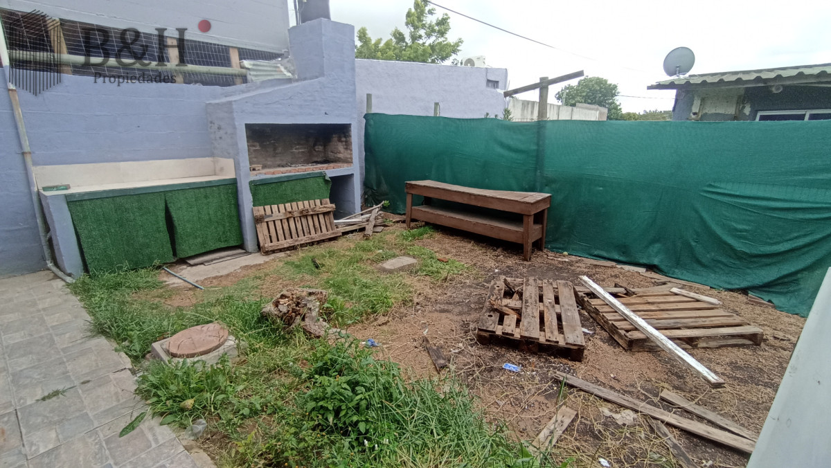 Casa ID.7148 - SE VENDE CASA CON APARTAMENTO EN BARRIO MONTE HERMOSO