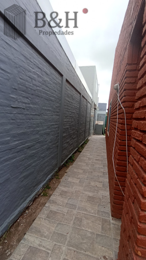 Casa ID.7148 - SE VENDE CASA CON APARTAMENTO EN BARRIO MONTE HERMOSO