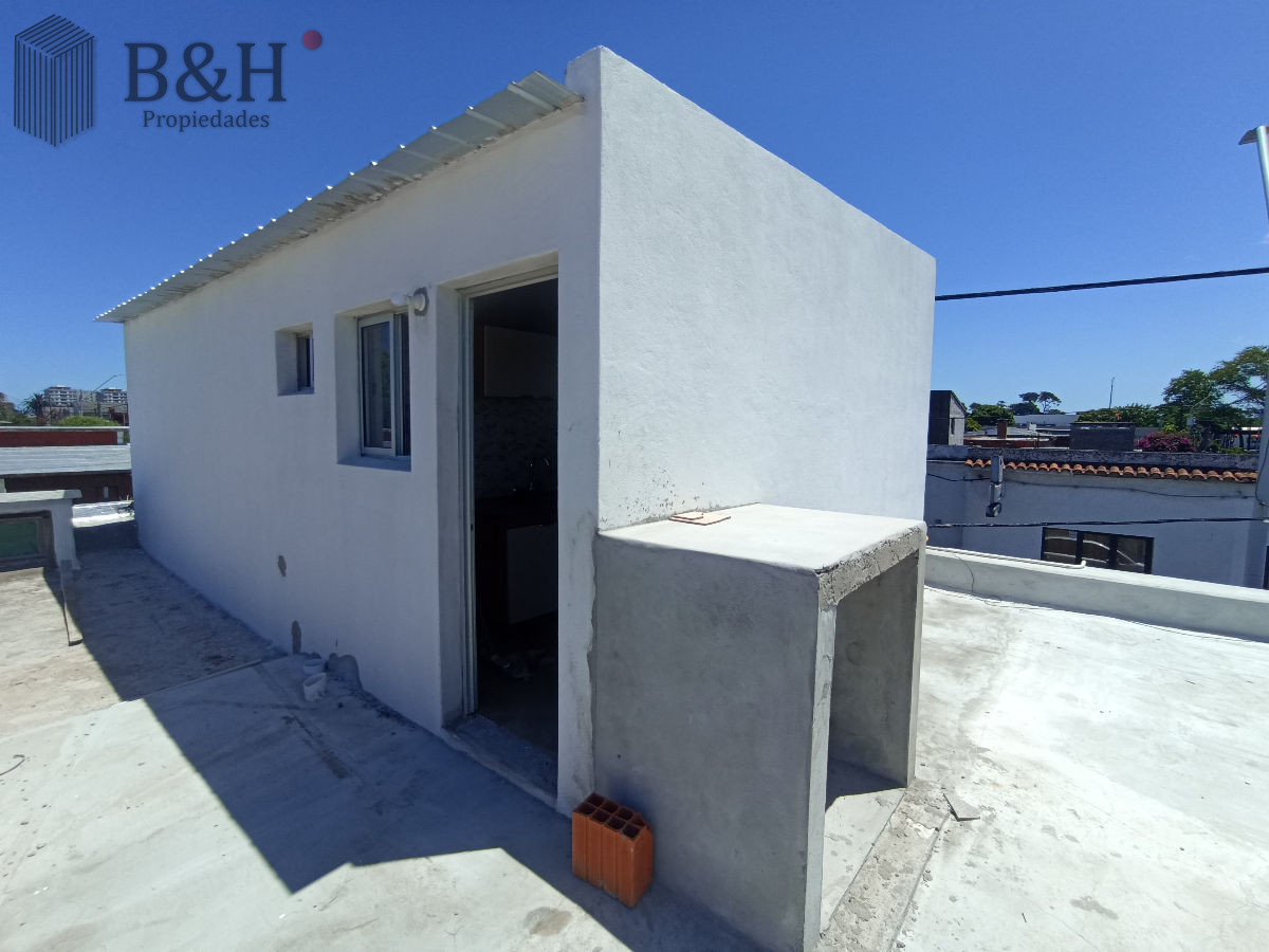 Casa ID.5313 - SE VENDE TRES PROPIEDADES EN UN MISMO PADRON CENTRO MALDONADO