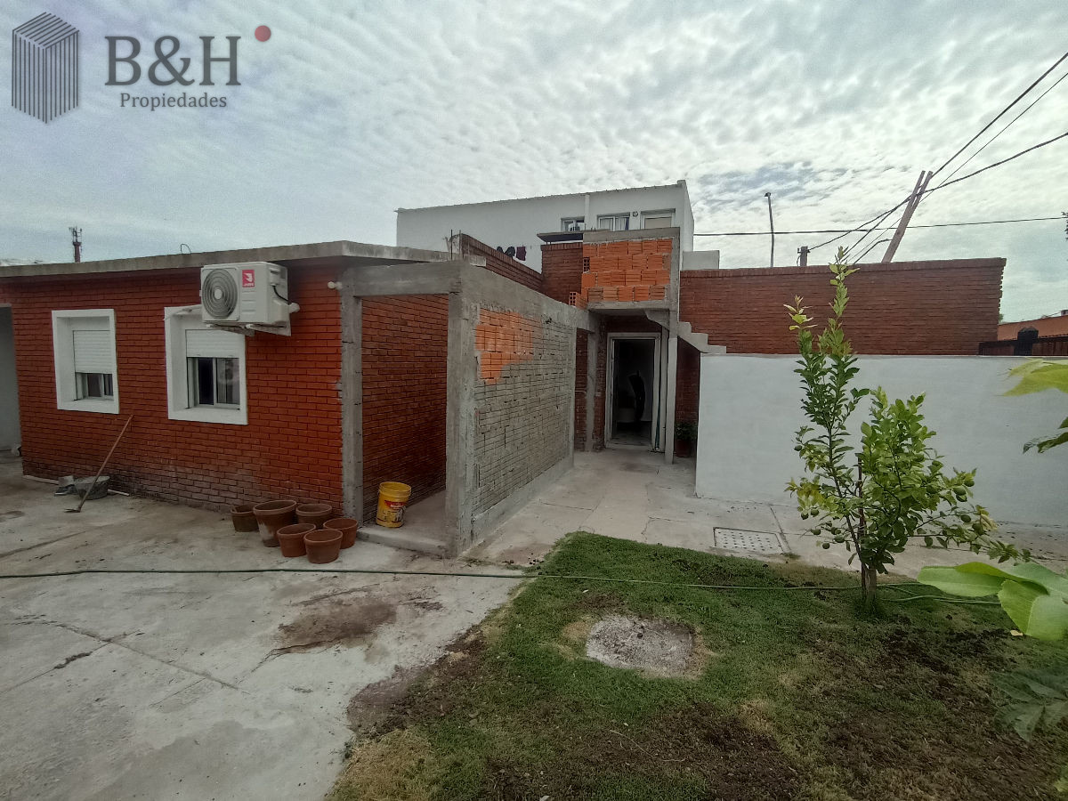 Casa ID.5313 - SE VENDE TRES PROPIEDADES EN UN MISMO PADRON CENTRO MALDONADO