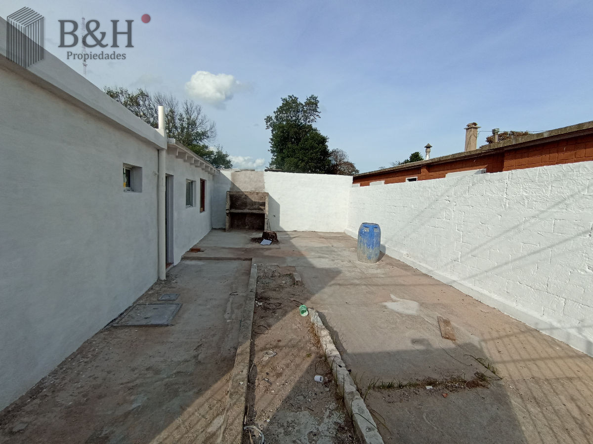 Casa ID.5313 - SE VENDE TRES PROPIEDADES EN UN MISMO PADRON CENTRO MALDONADO