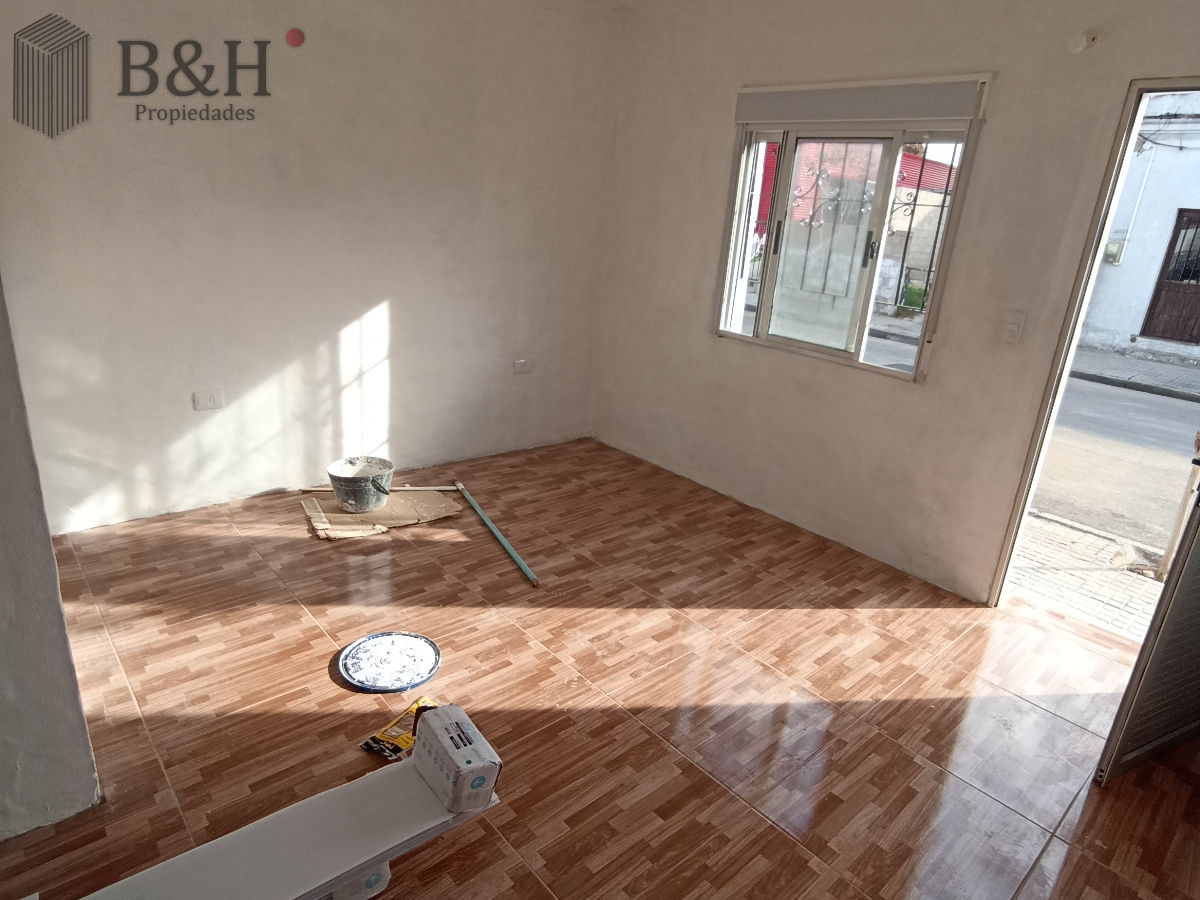 Casa ID.5313 - SE VENDE TRES PROPIEDADES EN UN MISMO PADRON CENTRO MALDONADO