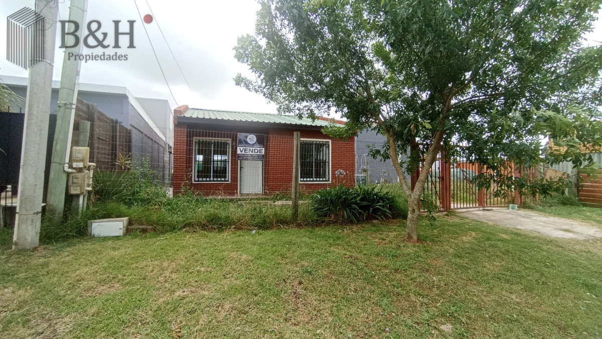 Casa ID.7148 - SE VENDE CASA CON APARTAMENTO EN BARRIO MONTE HERMOSO