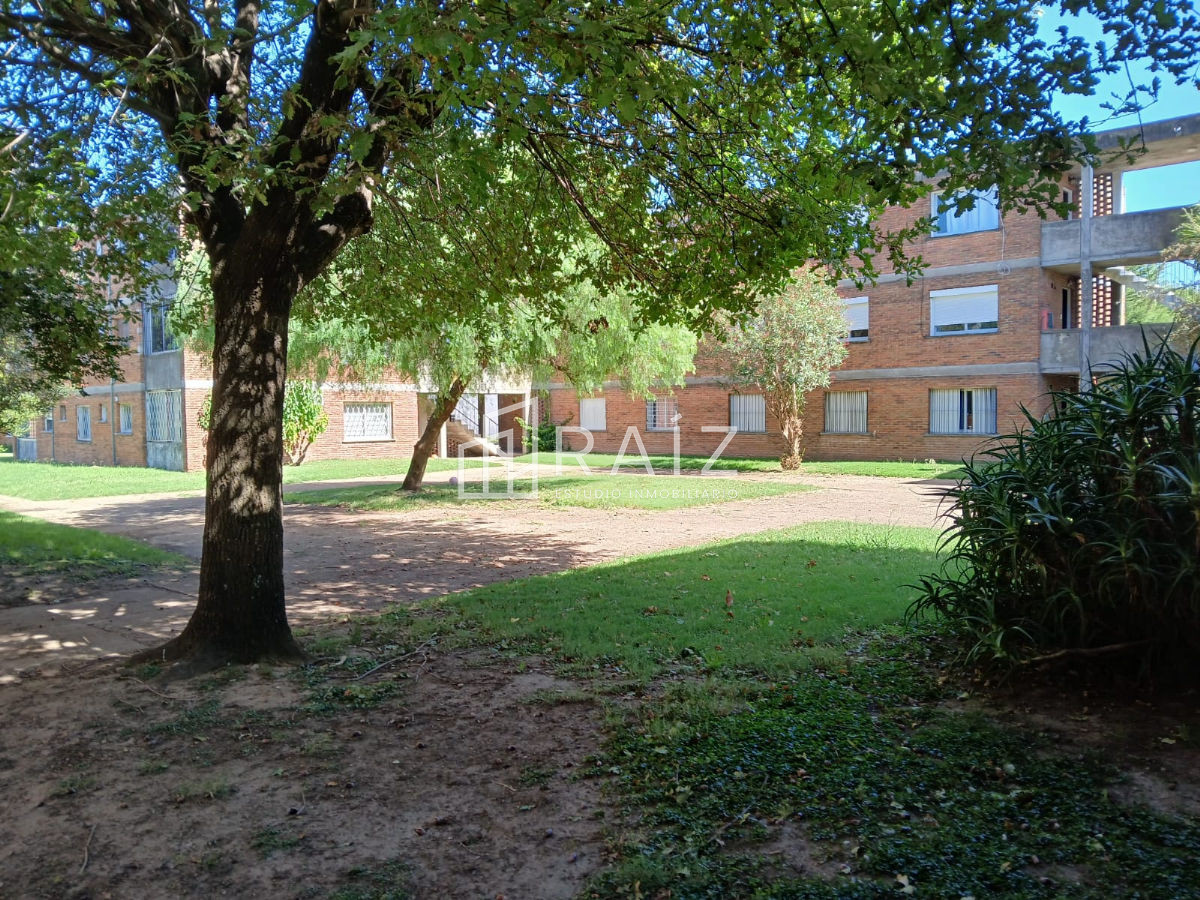 Apartamento ID.11066 - SE VENDE APARTAMENTO 1 DORM  EN COMPLEJO B30 SAN CARLOS