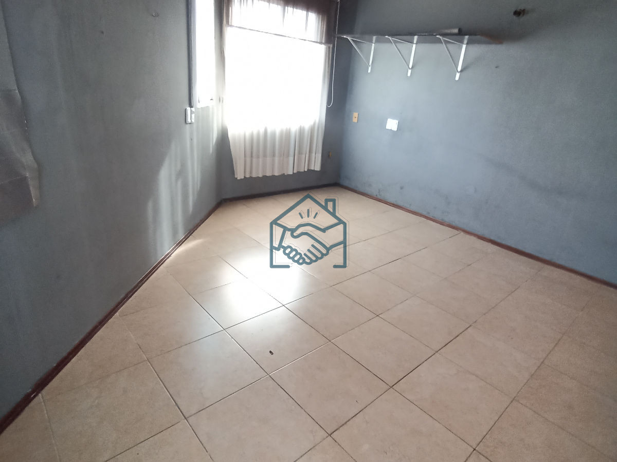 Apartamento ID.1551/SE-VENDE-LOCAL-COMERCIAL-Y-APTO-CENTRO-DE-MALDONADO - SE VENDE LOCAL COMERCIAL Y APTO CENTRO DE MALDONADO