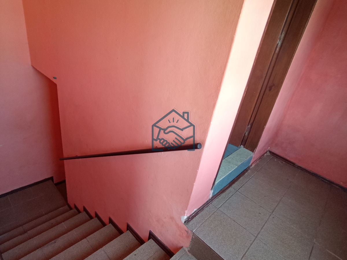 Apartamento ID.1551/SE-VENDE-LOCAL-COMERCIAL-Y-APTO-CENTRO-DE-MALDONADO - SE VENDE LOCAL COMERCIAL Y APTO CENTRO DE MALDONADO