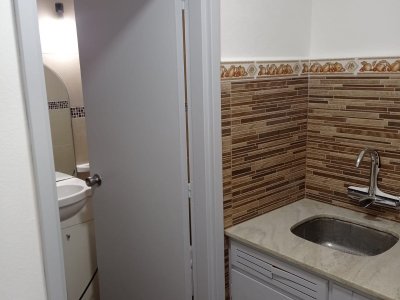 Apartamento ID.1549/SE-VENDE-MONOAMBIENTE-CENTRO-MALDONADO-EXCELENTE-UBICACION - SE VENDE MONOAMBIENTE CENTRO MALDONADO EXCELENTE UBICACION