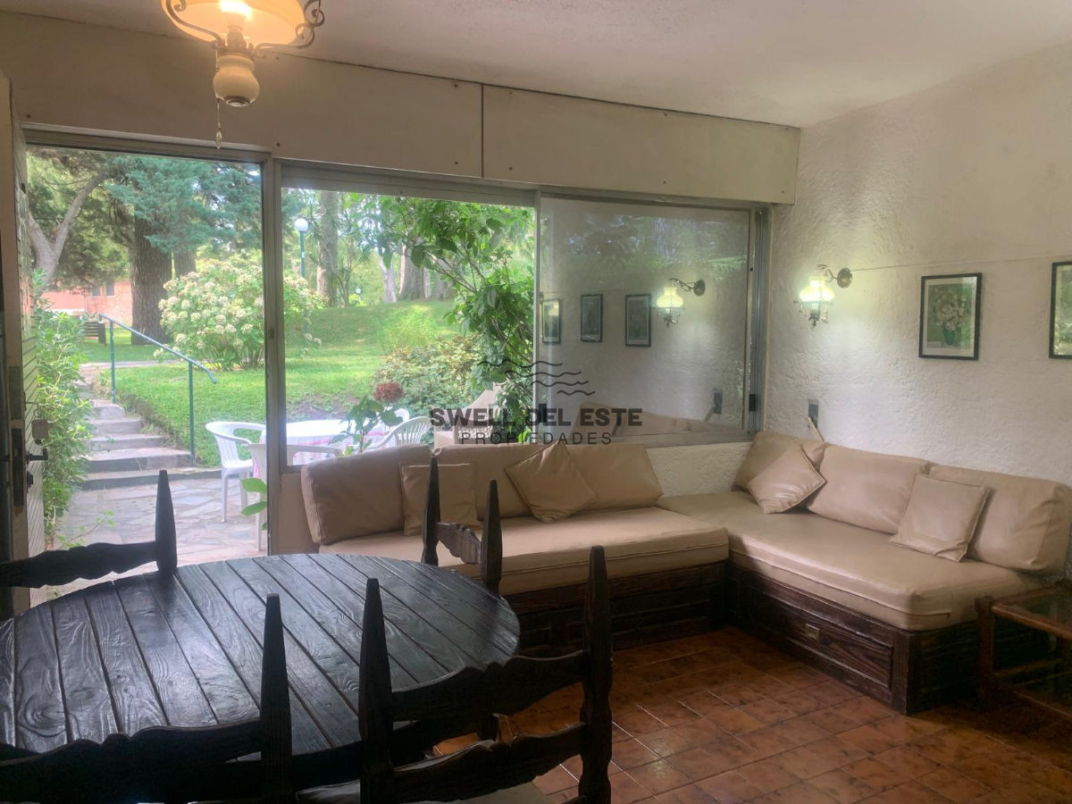 Apartamento ID.39 - SE VENDE  APARTAMENTO TIPO CASA 2 DORMITORIOS EN ARCOBALENO