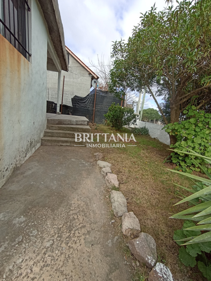 Casa ID.14 - SE VENDE CASA EN BARRIO ALTOS DE MALDONADO