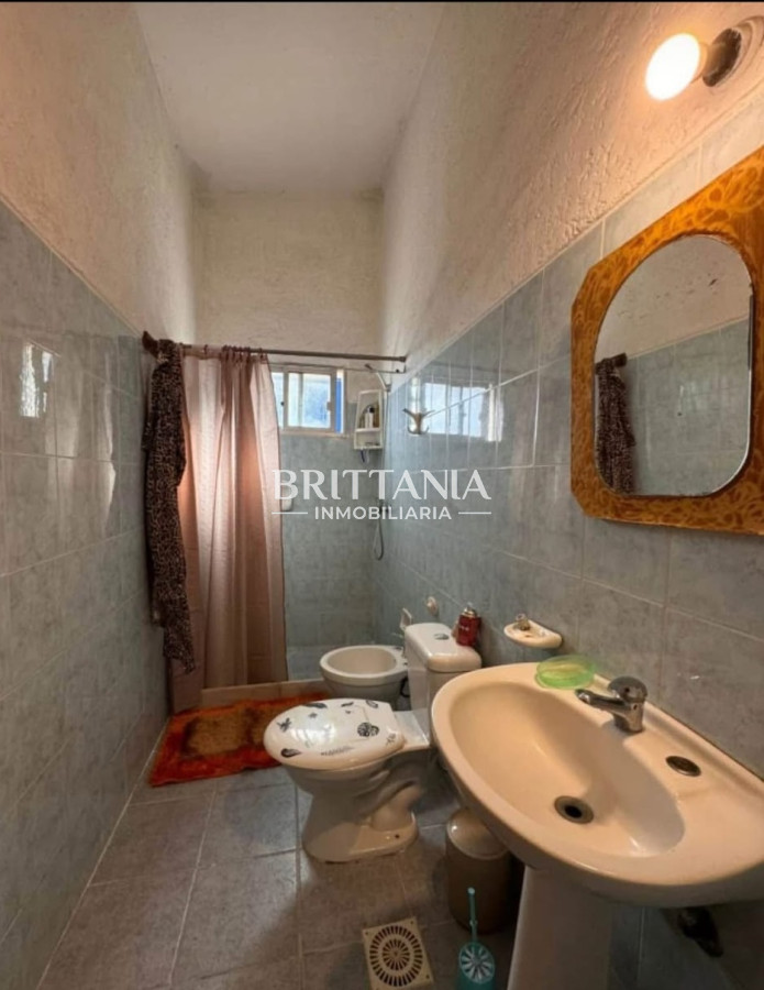 Casa ID.2 - SE VENDE CASA 3 DORMITORIOS EN LAUSANA 