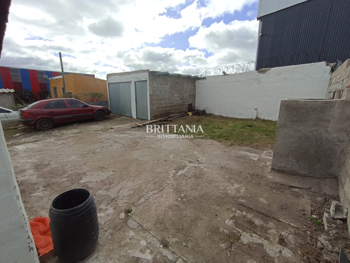 Casa ID.14 - SE VENDE CASA EN BARRIO ALTOS DE MALDONADO