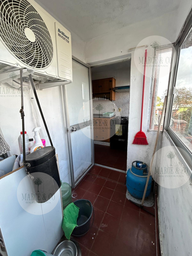 Apartamento ID.2159 - SE VENDE APARTAMENTO 3 DORM PRIMER PISO EN COMPLEJO B25 CENTRO