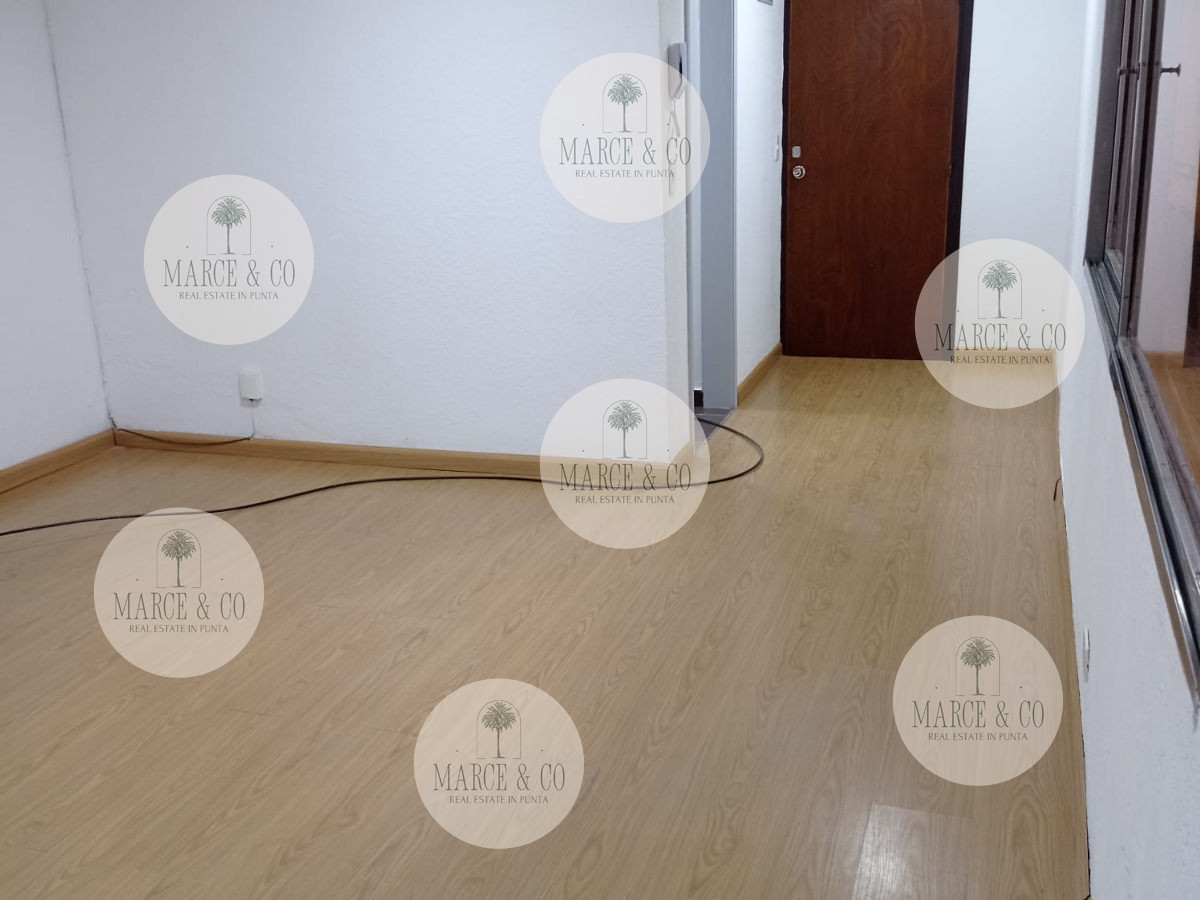 Apartamento ID.2160 - SE VENDE MONOAMBIENTE CENTRO MALDONADO EXCELENTE UBICACION