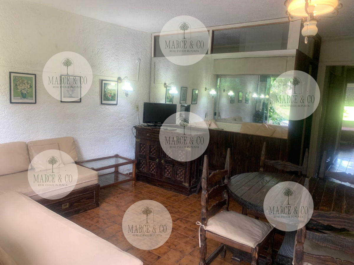 Apartamento ID.2242 - SE VENDE  APARTAMENTO TIPO CASA 2 DORMITORIOS EN ARCOBALENO