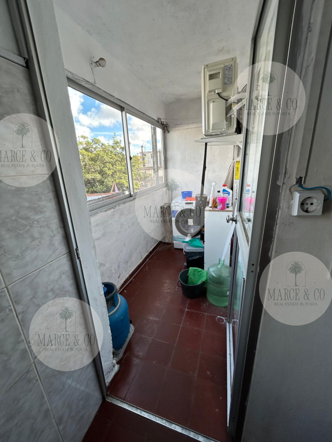 Apartamento ID.2159 - SE VENDE APARTAMENTO 3 DORM PRIMER PISO EN COMPLEJO B25 CENTRO