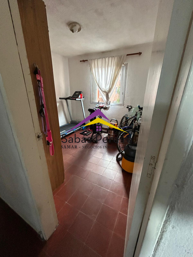 Apartamento ID.41625 - SE VENDE APARTAMENTO 3 DORM PRIMER PISO EN COMPLEJO B25 CENTRO