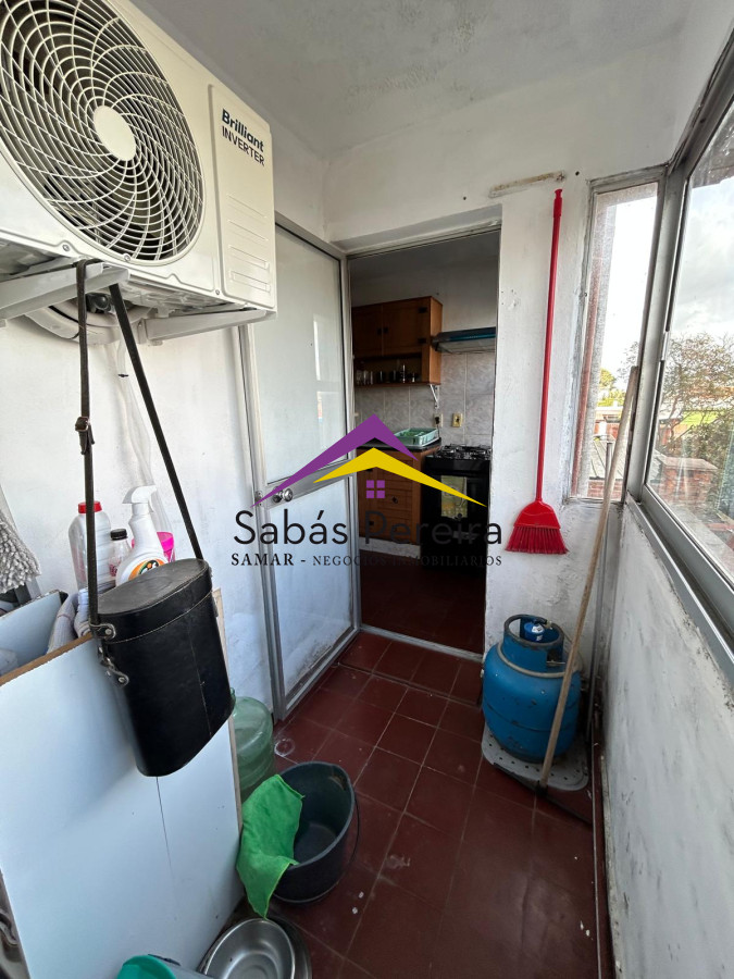 Apartamento ID.41625 - SE VENDE APARTAMENTO 3 DORM PRIMER PISO EN COMPLEJO B25 CENTRO