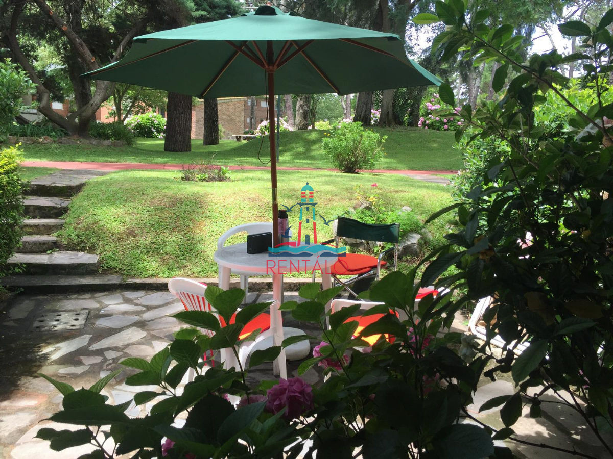 Apartamento ID.356 - SE VENDE  APARTAMENTO TIPO CASA 2 DORMITORIOS EN ARCOBALENO