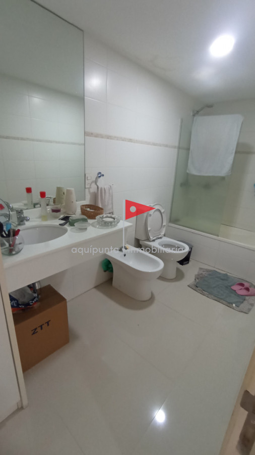 Apartamento ID.113 - SE VENDE APARTAMENTO 2 DORM EN EDIFICIO SUMMER TOWER 