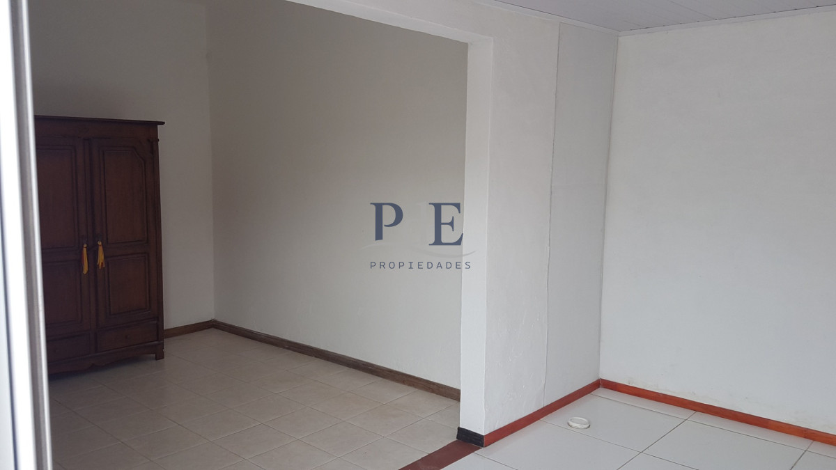 SE VENDE CASA Y DOS APARTAMENTOS EN EL MISMO PADRON  - Imagen 22