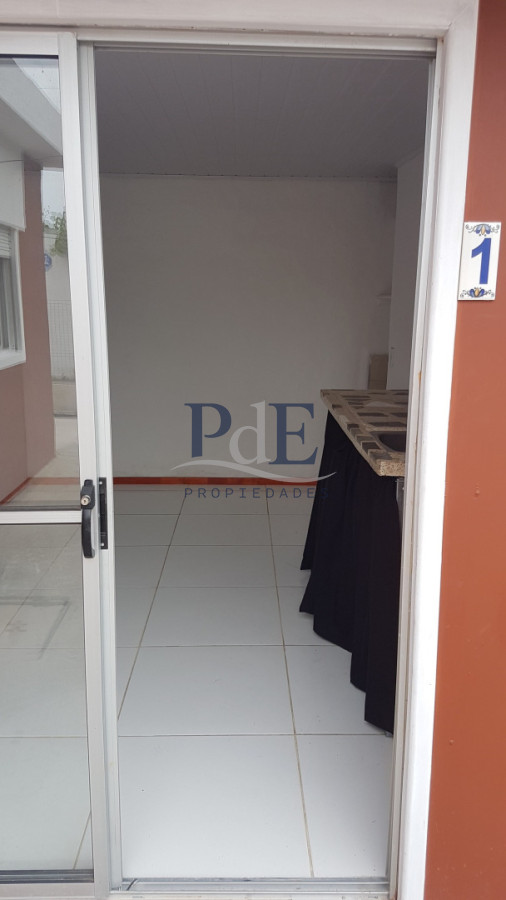 SE VENDE CASA Y DOS APARTAMENTOS EN EL MISMO PADRON  - Imagen 20