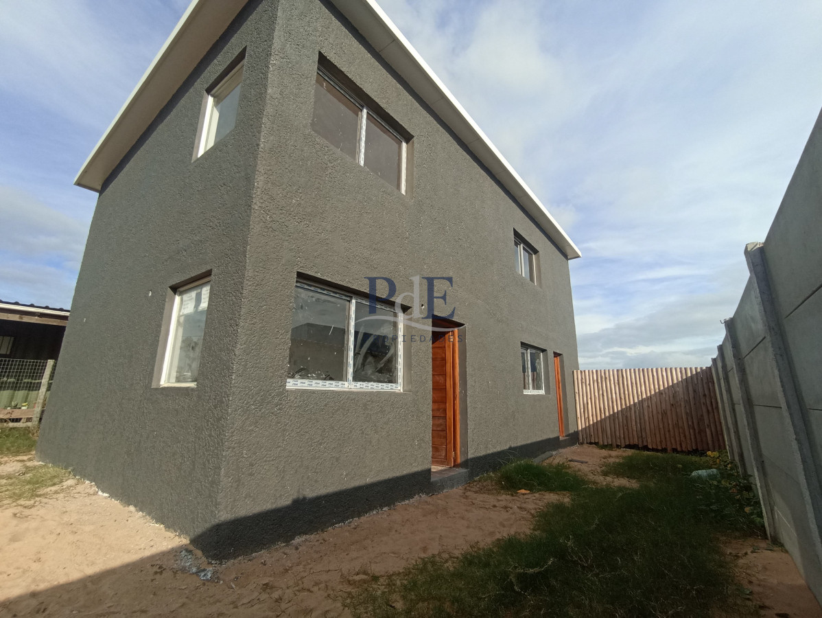 Dos Apartamentos en un mismo padrón, en Altos de la Laguna. - Imagen 1