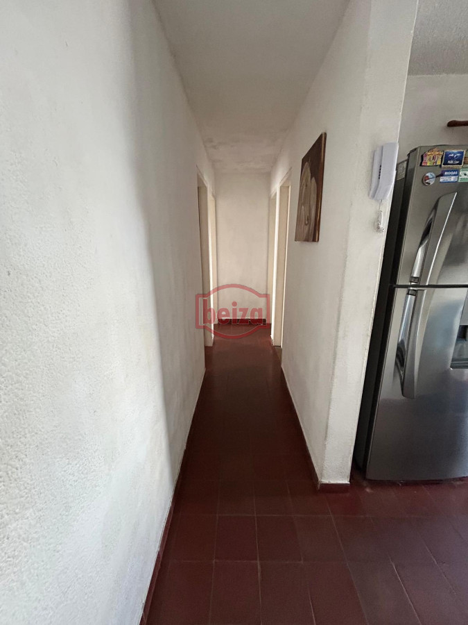 Apartamento ID.167056/El-Monoambiente-que-buscas-a-pasos-del-mar-y-con-financiación- - SE VENDE APARTAMENTO 3 DORM PRIMER PISO EN COMPLEJO B25 CENTRO