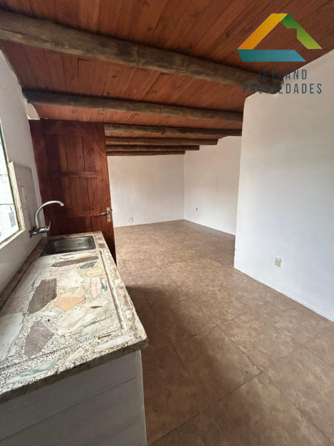 Apartamento ID.514 - SE ALQUILA MONOAMBIENTE BARRIO SAN ANTONIO