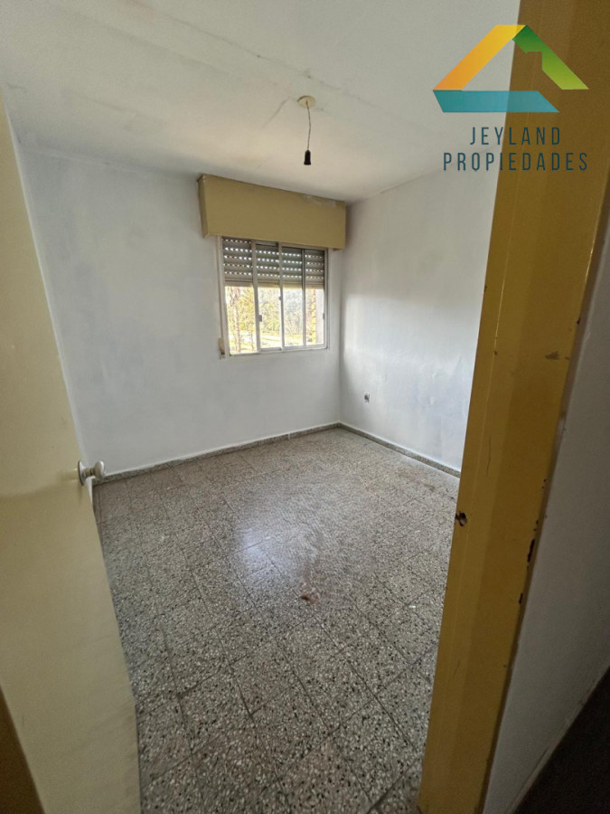 Apartamento ID.567 - SE ALQUILA APTO 3 DORMITORIOS COMPLEJO B 75
