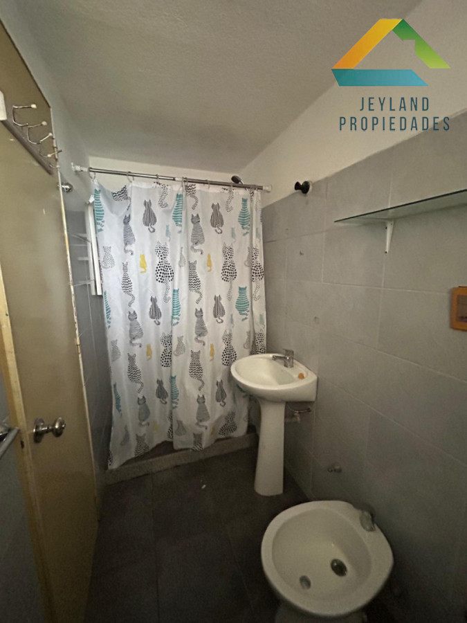 Apartamento ID.567 - SE ALQUILA APTO 3 DORMITORIOS COMPLEJO B 75