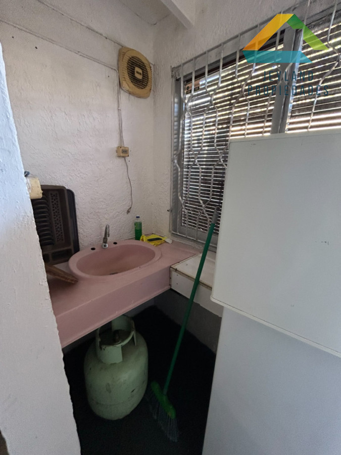 Apartamento ID.542 - SE ALQUILA MONOAMBIENTE BARRIO RIVERA