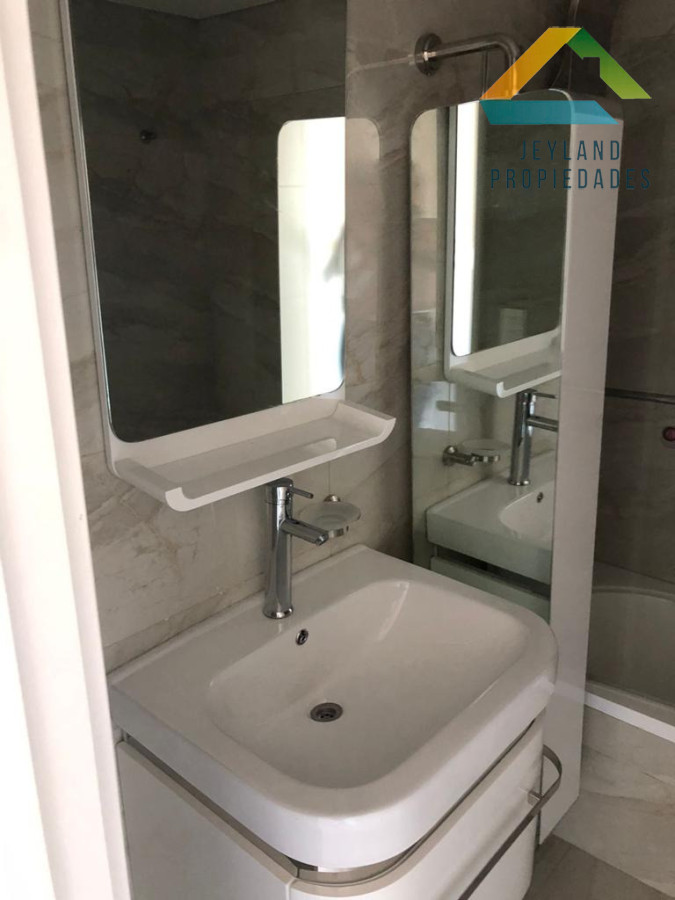 Apartamento ID.366 -  ALQUILER - APARTAMENTO FRENTE AL MAR 