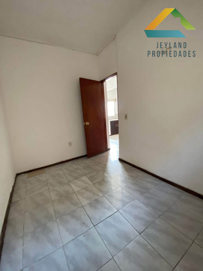 Apartamento ID.139 - SE VENDEN 4 APARTAMENTOS EN EL MISMO PADRON 
