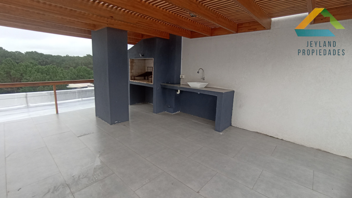 Apartamento ID.496 - SE VENDE APTO 2 DORMITORIOS EDIFICIO LA FORET