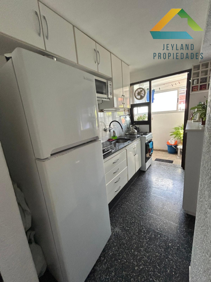 Apartamento ID.377 - SE VENDE APTO 2 DORM COMPLEJO BARRIO NORTE 